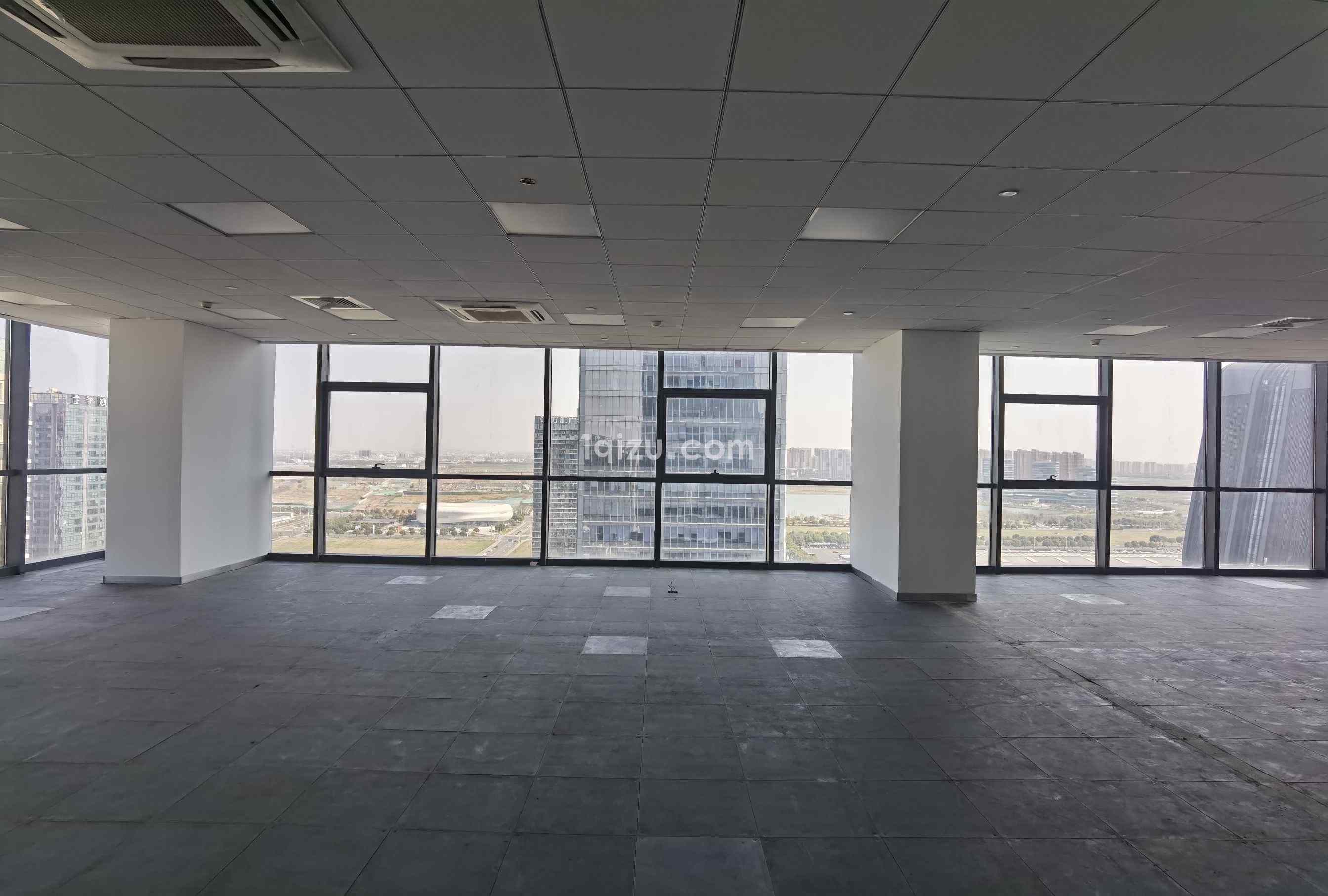 兆润领寓商务广场