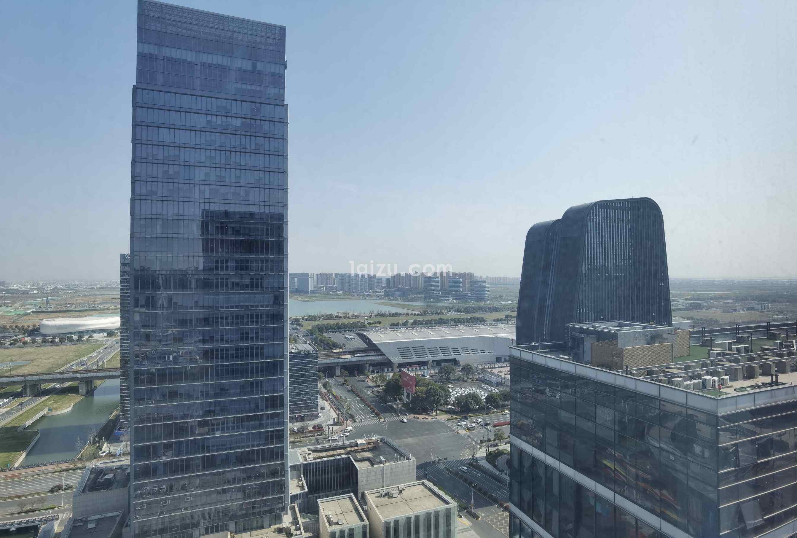 兆润领寓商务广场